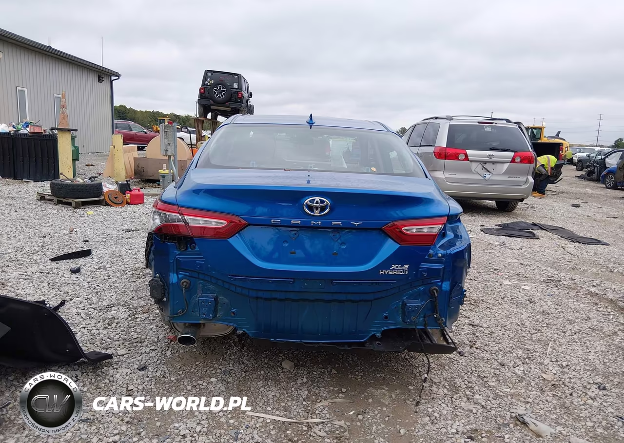 2020 Toyota Camry Xle Hybrid VIN:4T1F31AKXLU018358 - 17