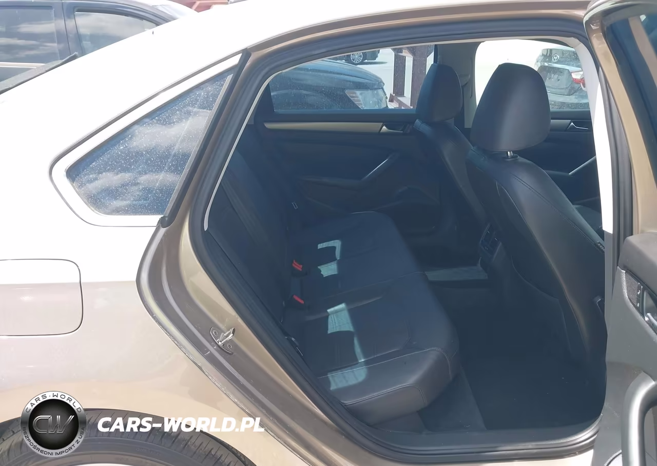 2015 Volkswagen Passat 2.0L Tdi Se VIN:1VWBV7A33FC052867 - 8
