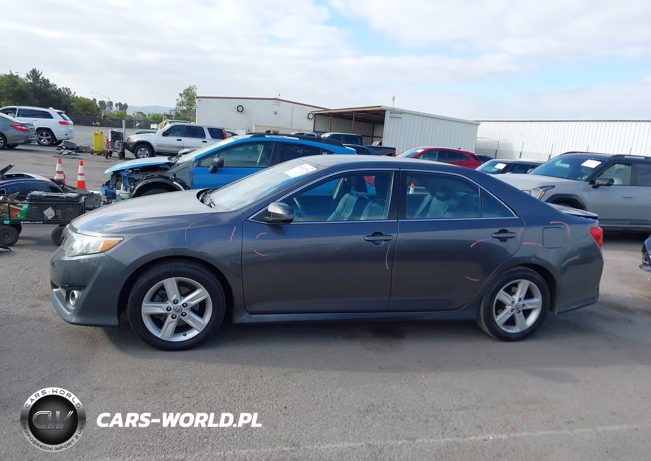 2013 Toyota Camry Se VIN:4T1BF1FK5DU273967 - 15