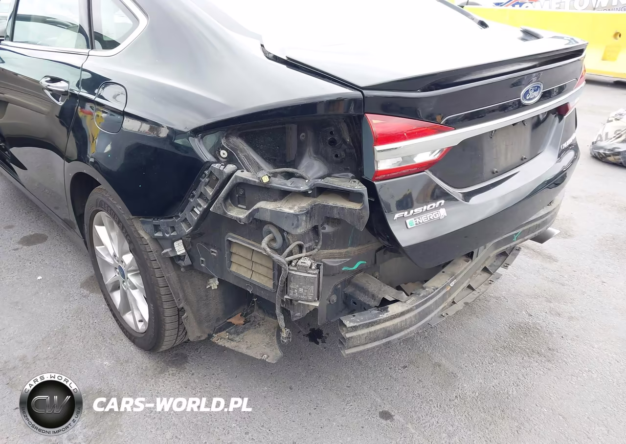 2017 Ford Fusion Energi Platinum VIN:3FA6P0SU2HR350933 - 17