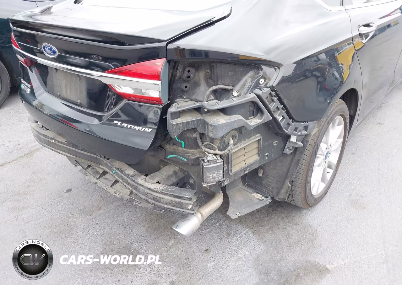 2017 Ford Fusion Energi Platinum VIN:3FA6P0SU2HR350933 - 18