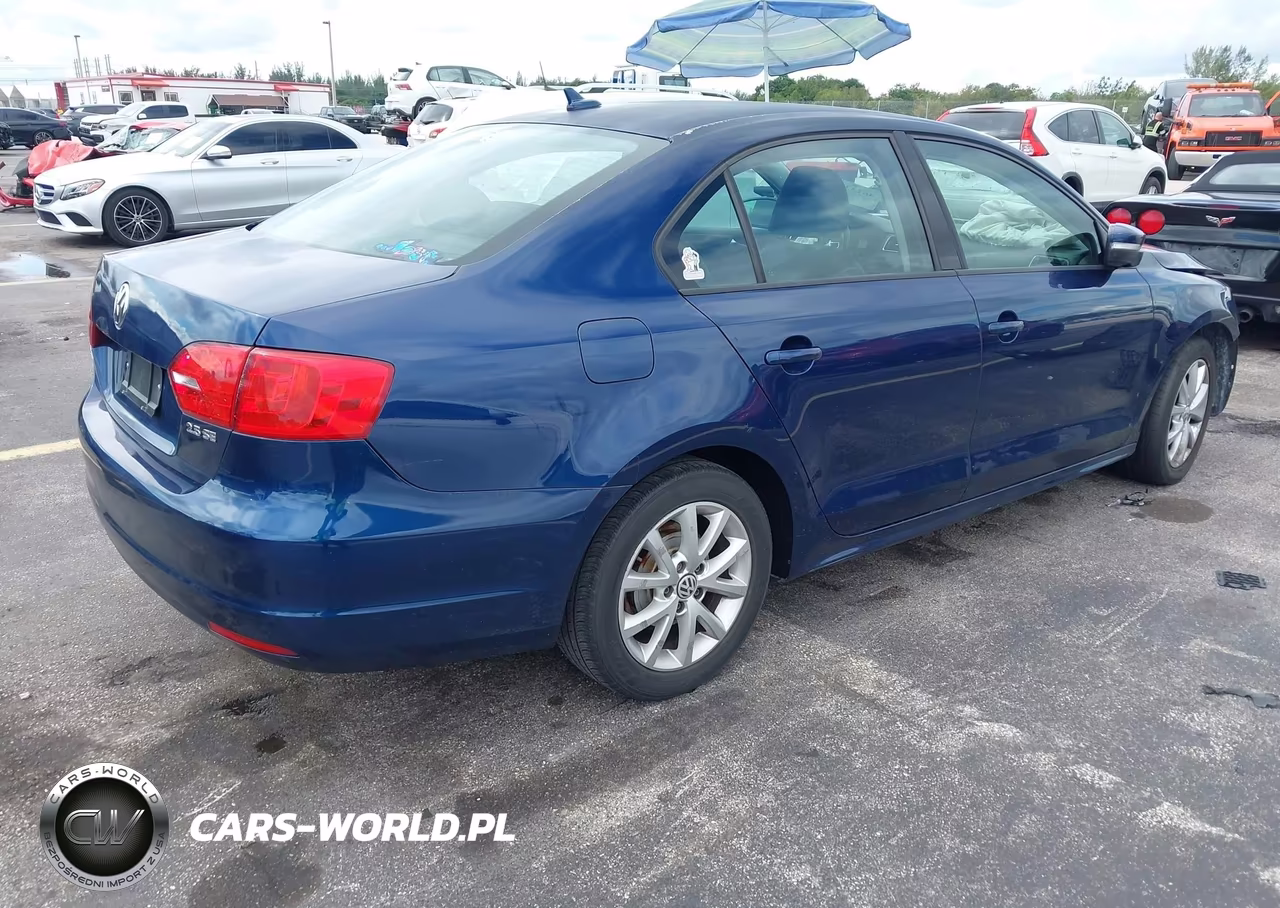 2011 Volkswagen Jetta 2.5L Se VIN:3VWDX7AJ5BM011909 - 4