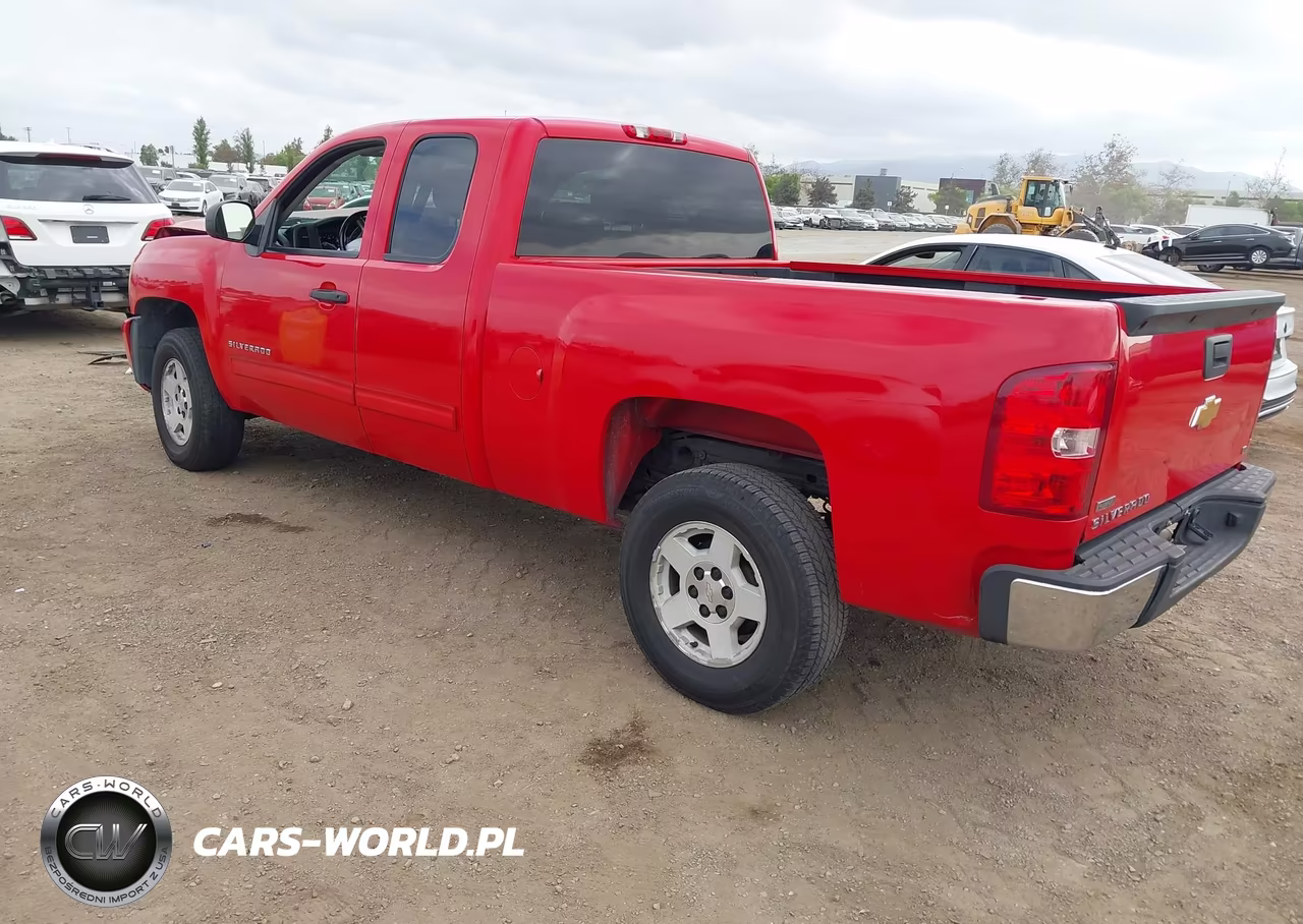 2011 Chevrolet Silverado 1500 Lt VIN:1GCRCSE06BZ295137 - 3