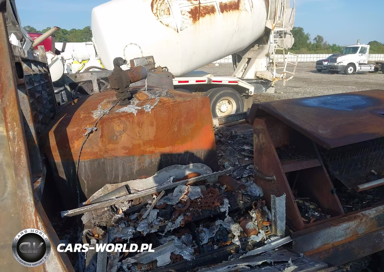 2012 Ford F-350 Chassis Xl VIN:1FD8W3HT3CEA89390 - 12