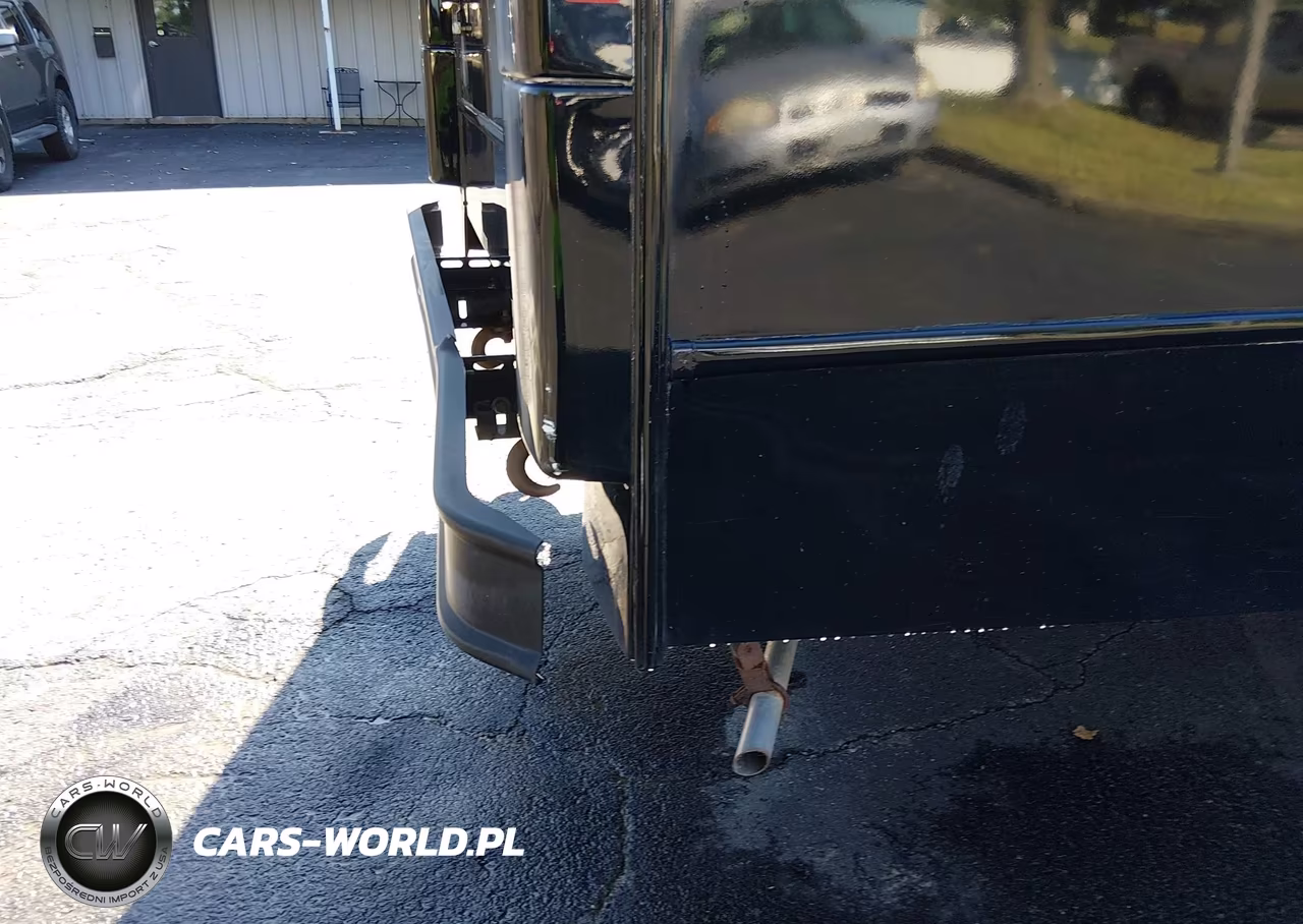 2017 Ford F-550 Chassis Xl VIN:1FDAF5GT5HEE66260 - 13