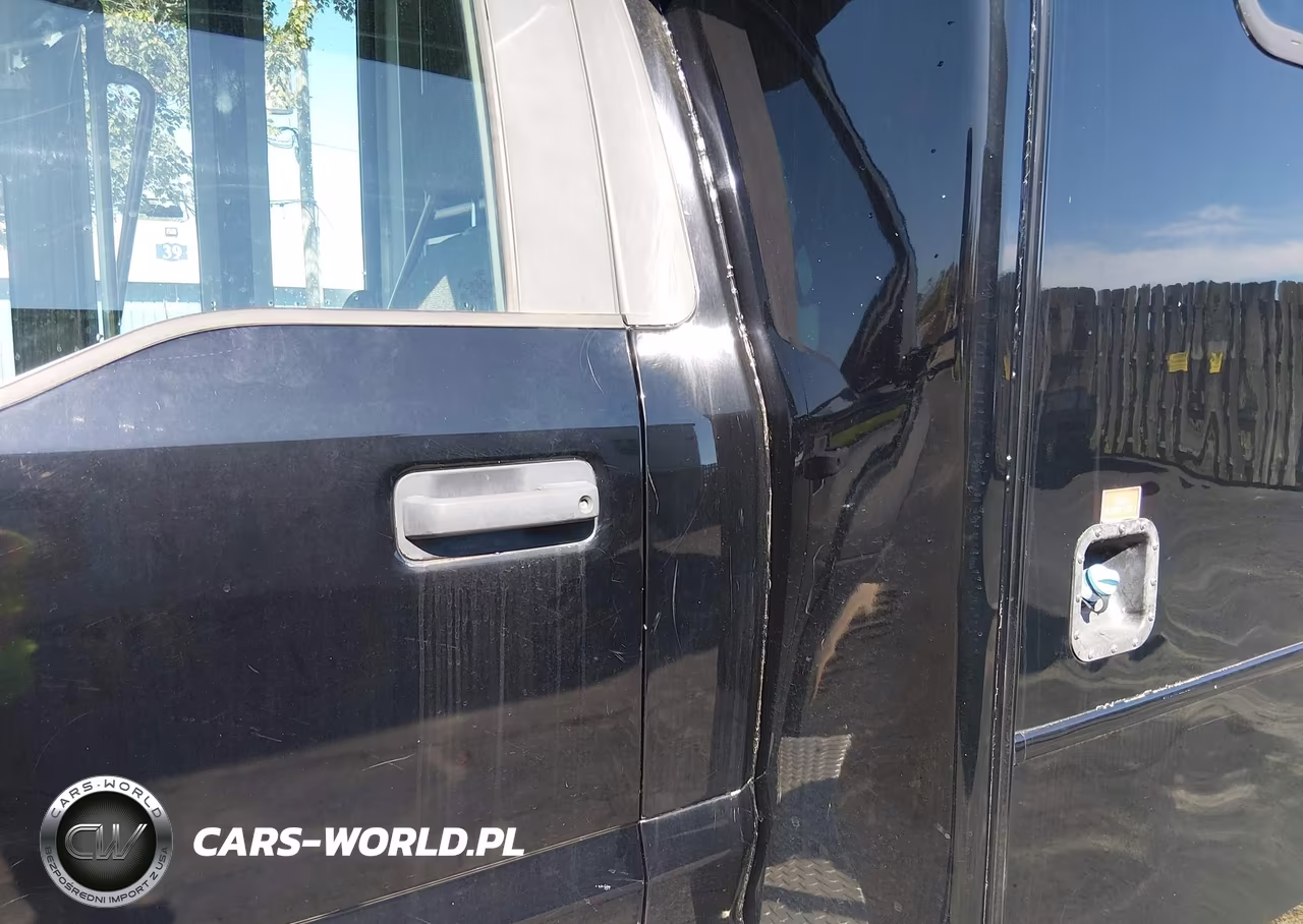 2017 Ford F-550 Chassis Xl VIN:1FDAF5GT5HEE66260 - 6