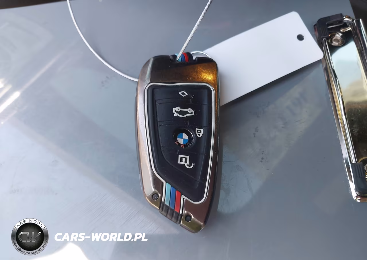 2017 BMW 750 I VIN:WBA7F0C3XHGM21856 - 11