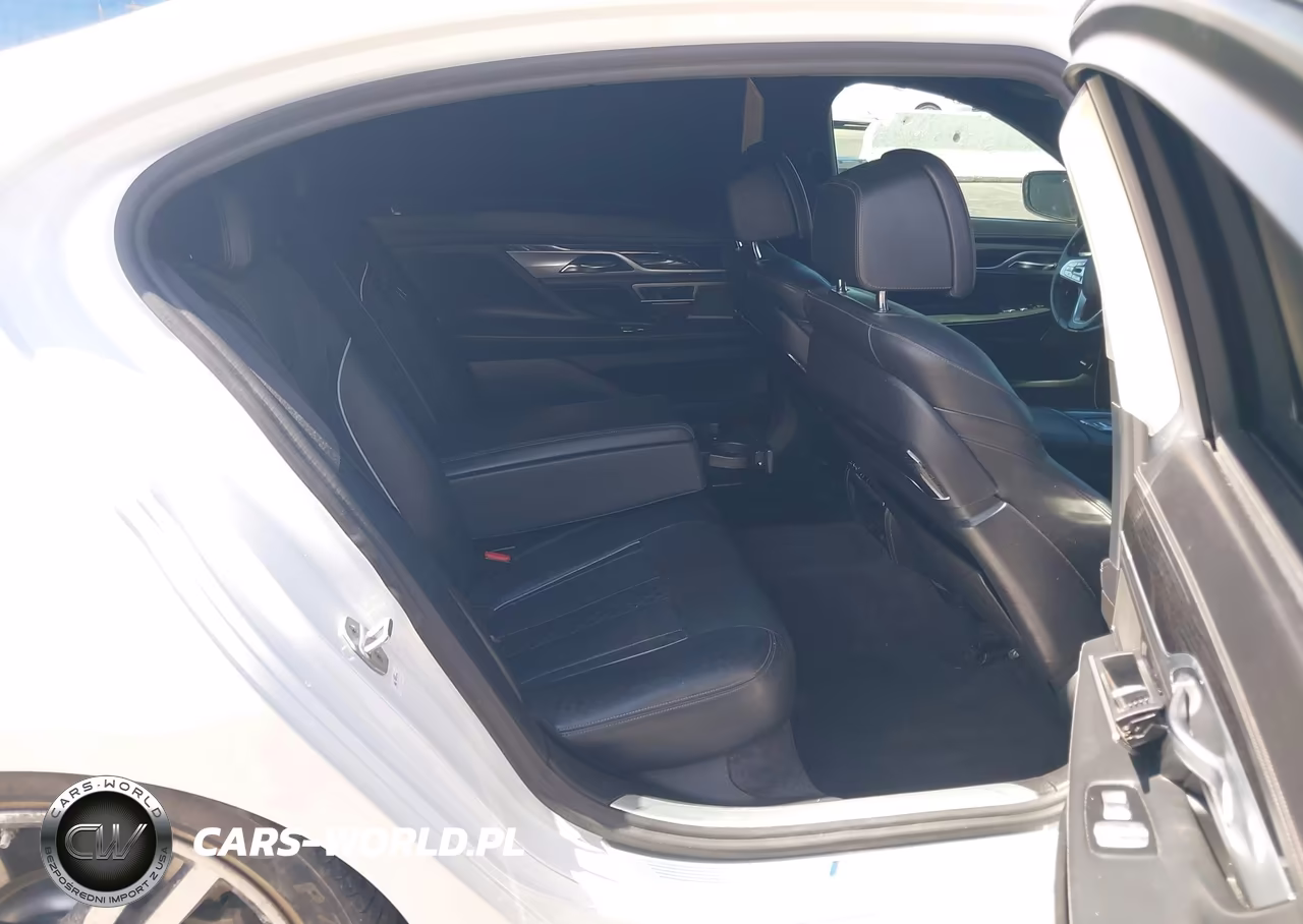 2017 BMW 750 I VIN:WBA7F0C3XHGM21856 - 8