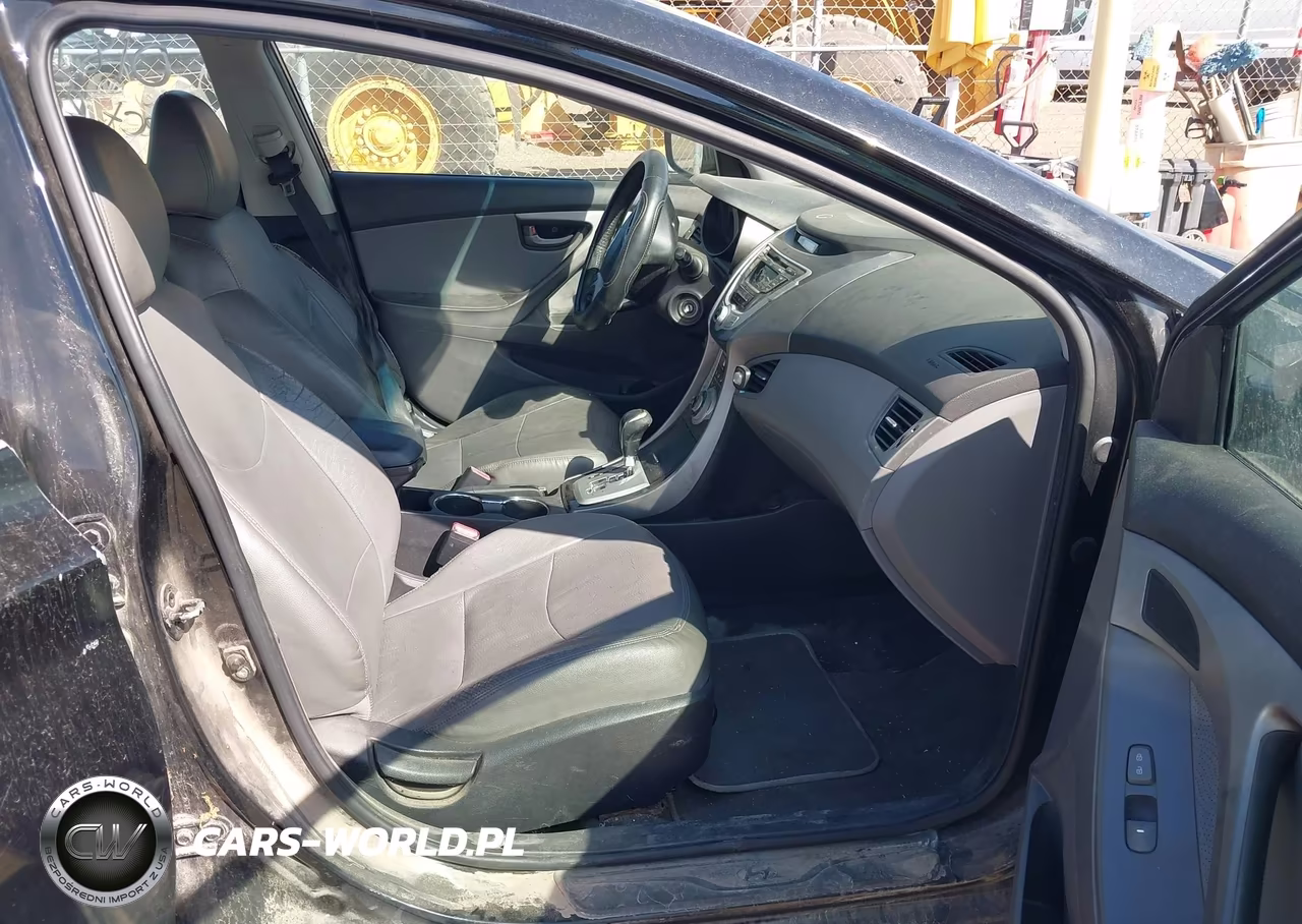 2011 Hyundai Elantra Limited VIN:5NPDH4AEXBH018748 - 5