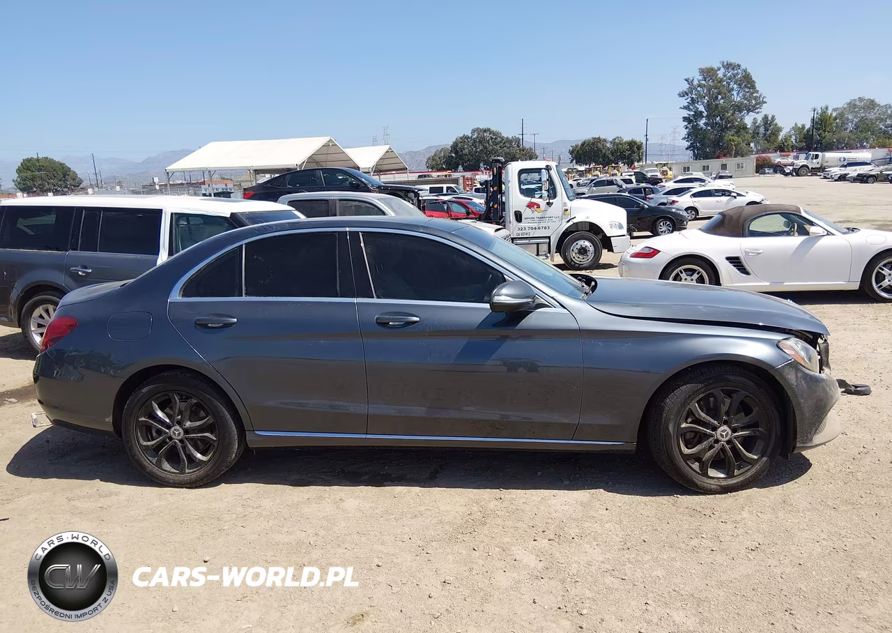 2015 Mercedes-Benz C 300 4Matic VIN:55SWF4KBXFU013362 - 13