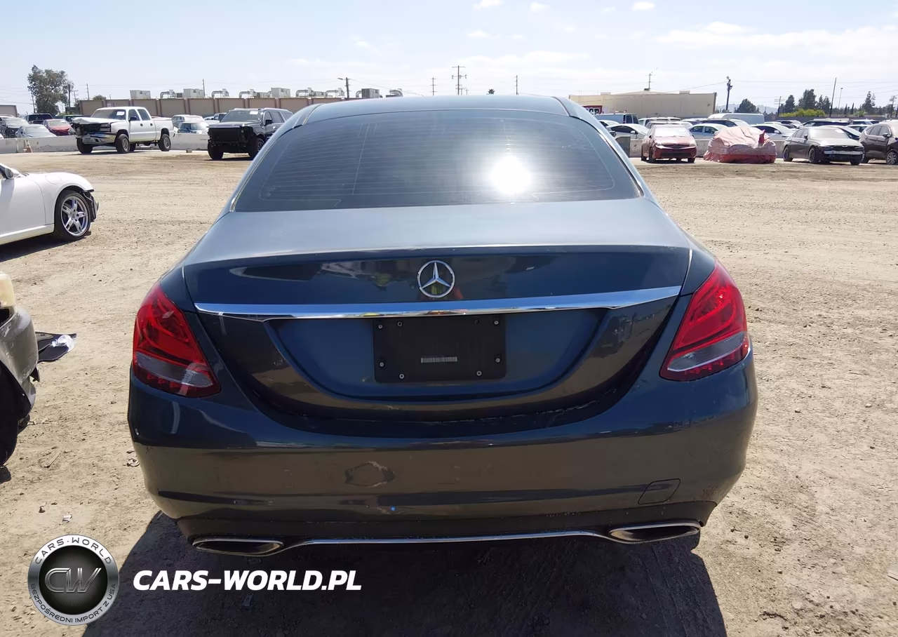2015 Mercedes-Benz C 300 4Matic VIN:55SWF4KBXFU013362 - 16