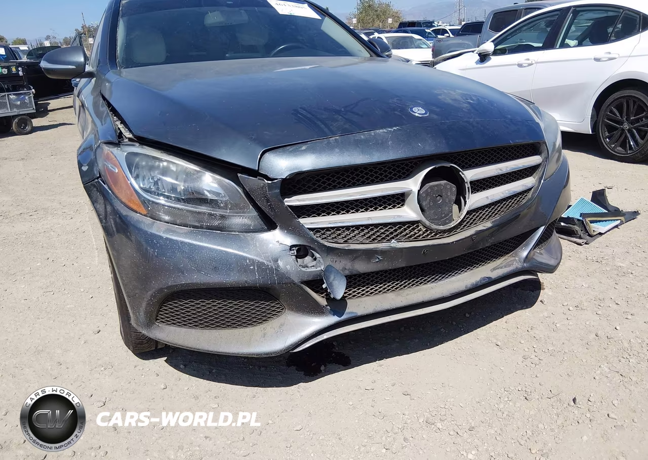 2015 Mercedes-Benz C 300 4Matic VIN:55SWF4KBXFU013362 - 6