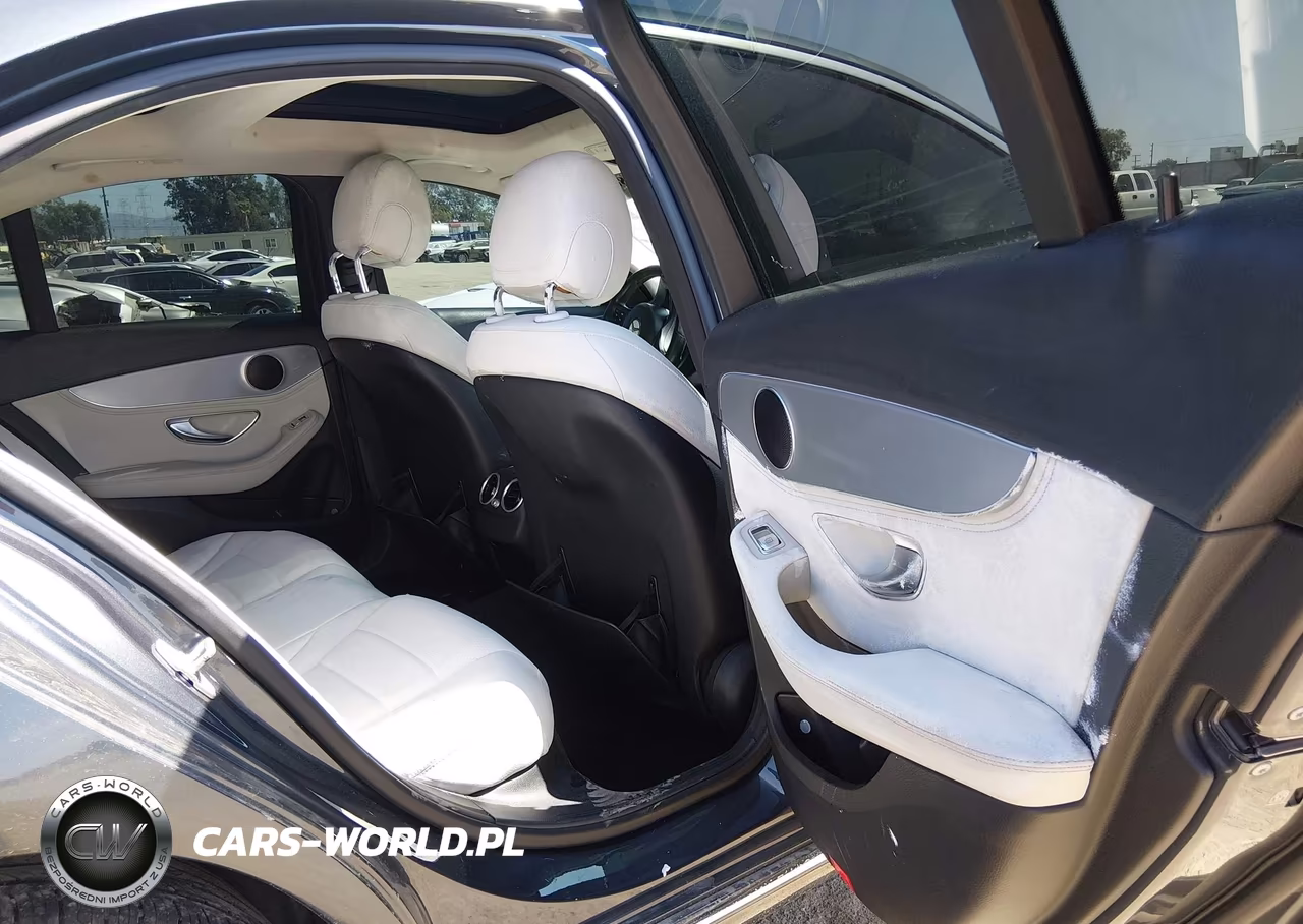 2015 Mercedes-Benz C 300 4Matic VIN:55SWF4KBXFU013362 - 8