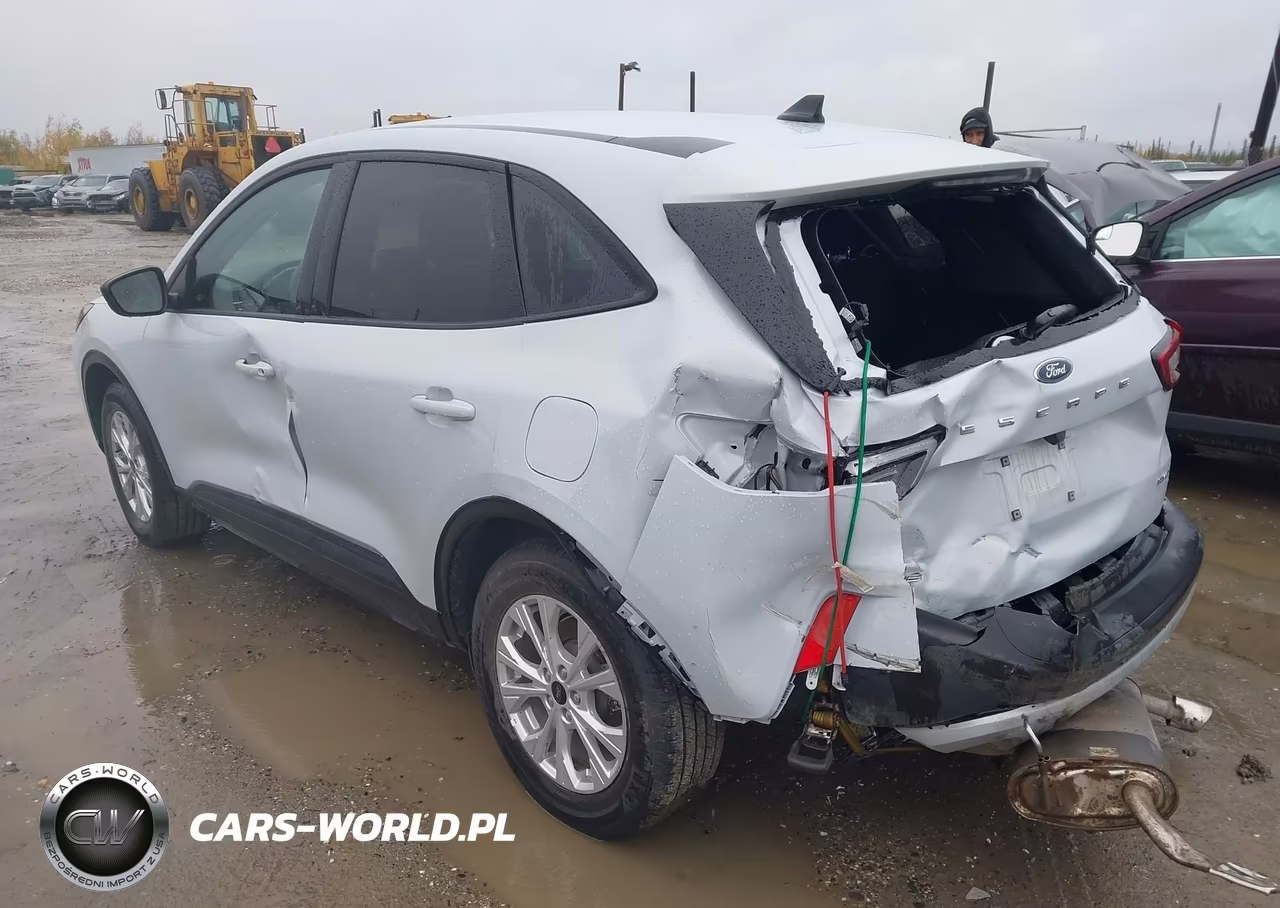 2025 Ford Escape Active VIN:1FMCU9GN1SUA74641 - 3