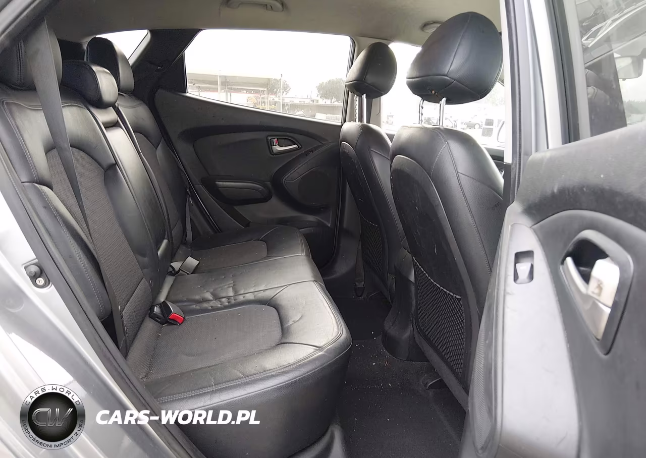 2010 Hyundai Tucson Gls VIN:KM8JU3ACXAU110157 - 8