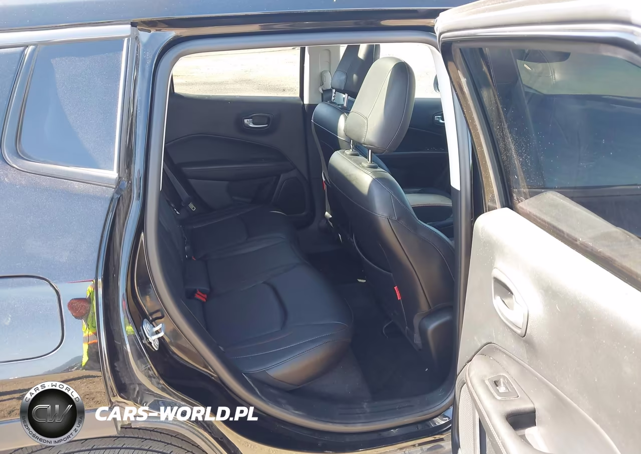 2018 Jeep Compass Trailhawk 4X4 VIN:3C4NJDDB8JT128741 - 8