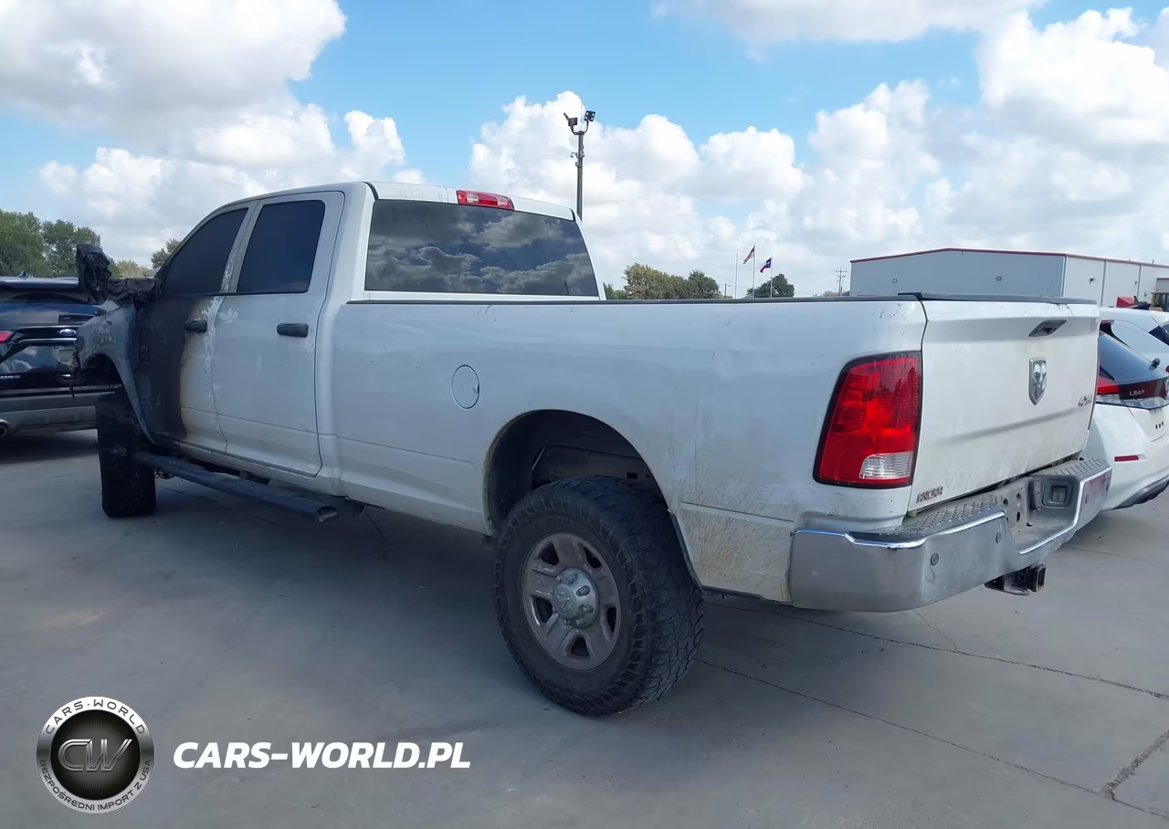 2016 Ram 2500 Tradesman VIN:3C6UR5HL5GG102197 - 3