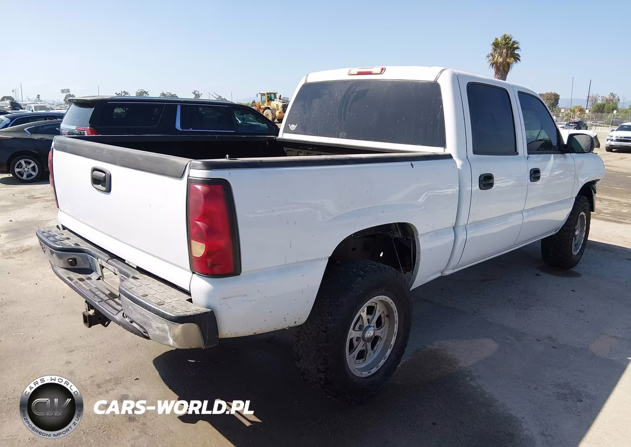 2004 Chevrolet Silverado 1500 Ls VIN:2GCEC13T841418518 - 4