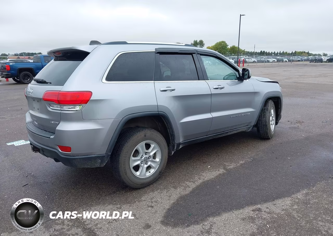 2016 Jeep Grand Cherokee Laredo VIN:1C4RJFAG3GC396341 - 4