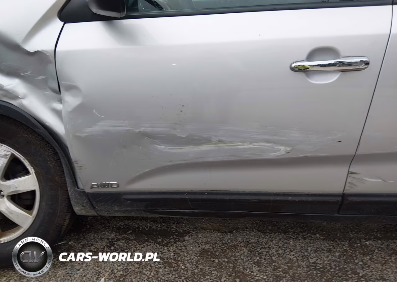 2011 Kia Sorento Lx VIN:5XYKTCA18BG182407 - 19