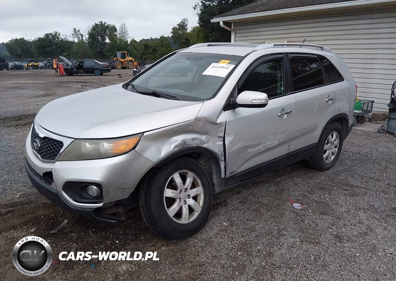 2011 Kia Sorento Lx VIN:5XYKTCA18BG182407 - 2