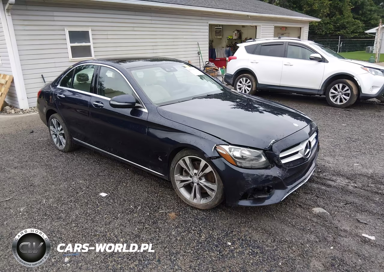2016 Mercedes-Benz C 300 4Matic – zdjęcie 1 z 19