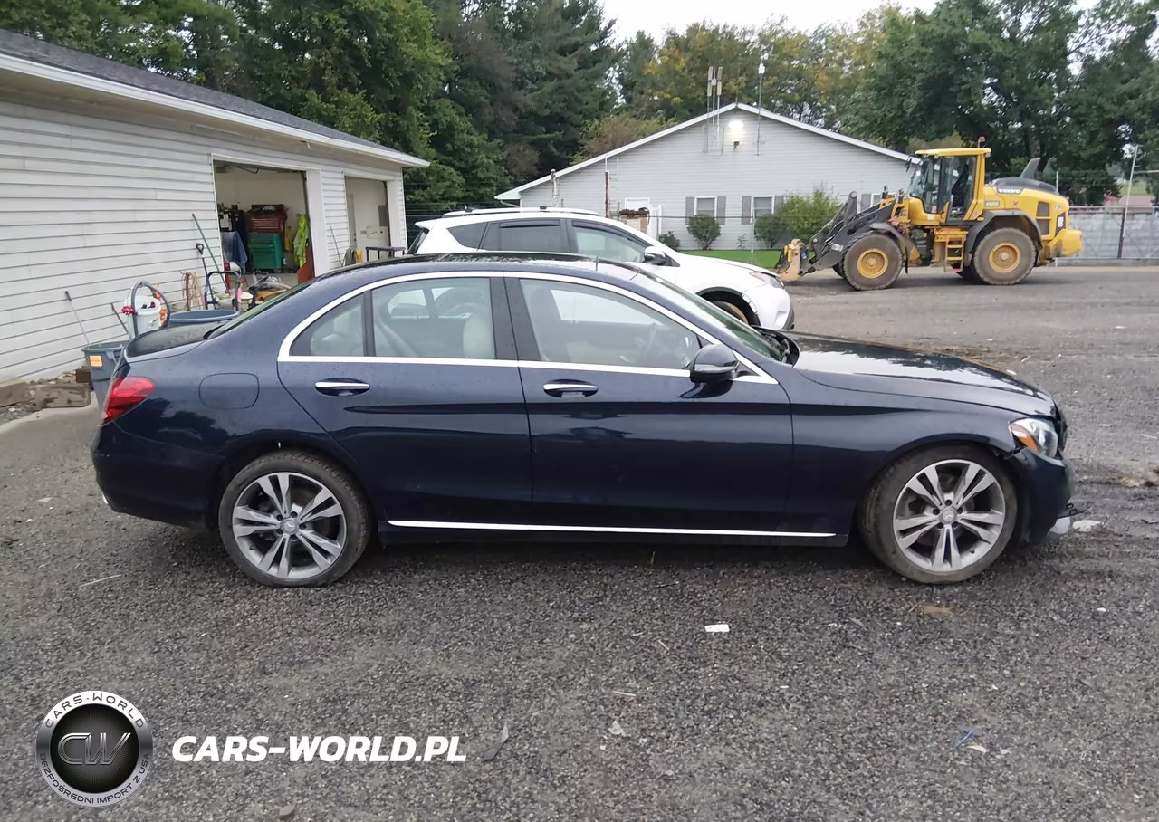 2016 Mercedes-Benz C 300 4Matic VIN:55SWF4KB3GU142013 - 13