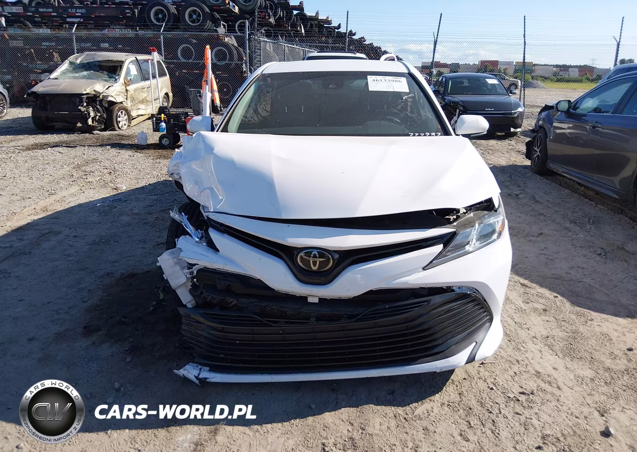 2020 Toyota Camry Le VIN:4T1L11AK6LU876659 - 6