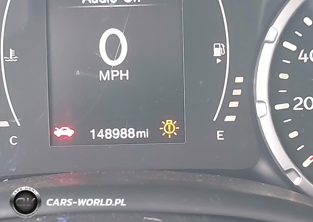 2016 Jeep Renegade Latitude VIN:ZACCJBBT2GPC77704 - 16