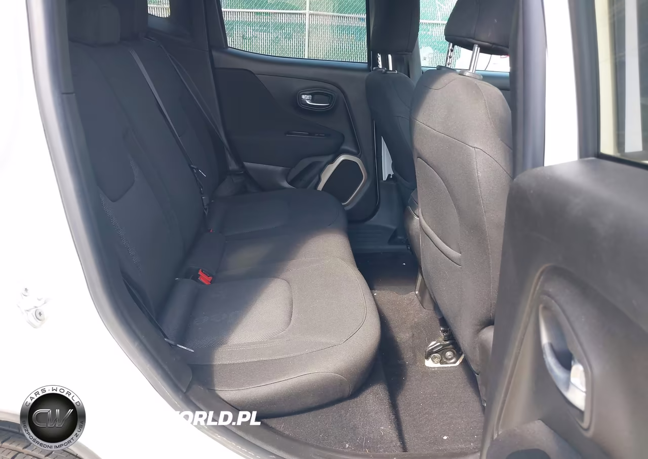 2016 Jeep Renegade Latitude VIN:ZACCJBBT2GPC77704 - 8