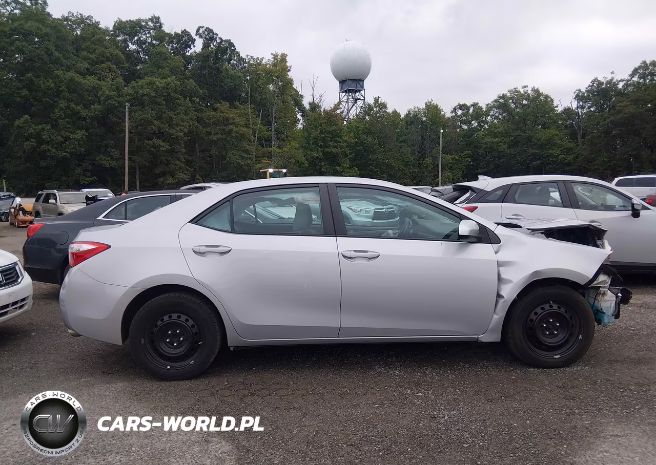 2016 Toyota Corolla Le VIN:2T1BURHE5GC703210 - 14