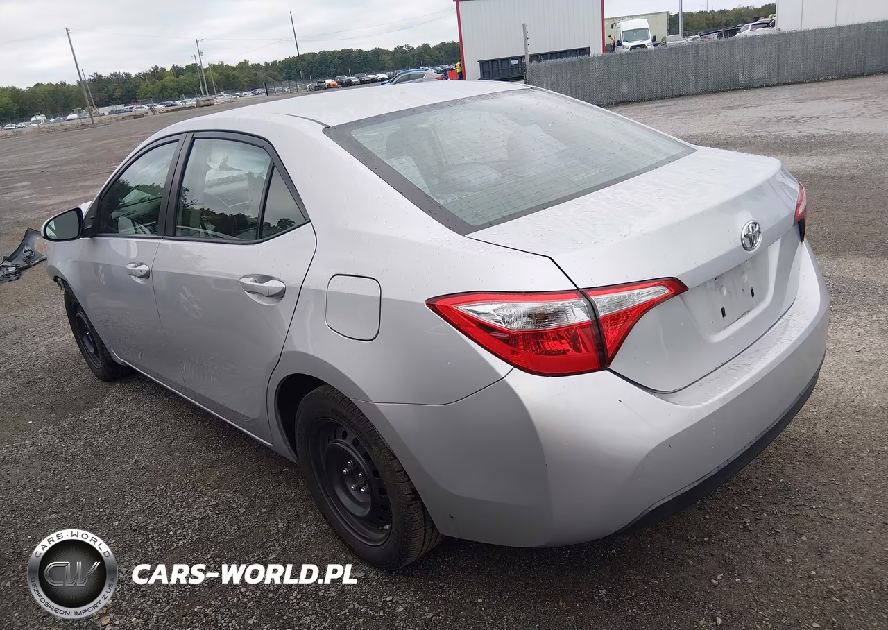 2016 Toyota Corolla Le VIN:2T1BURHE5GC703210 - 3