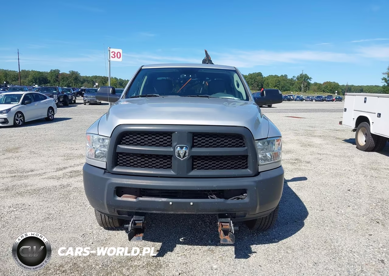 2015 Ram 3500 Tradesman VIN:3C63R3GT0FG708233 - 18