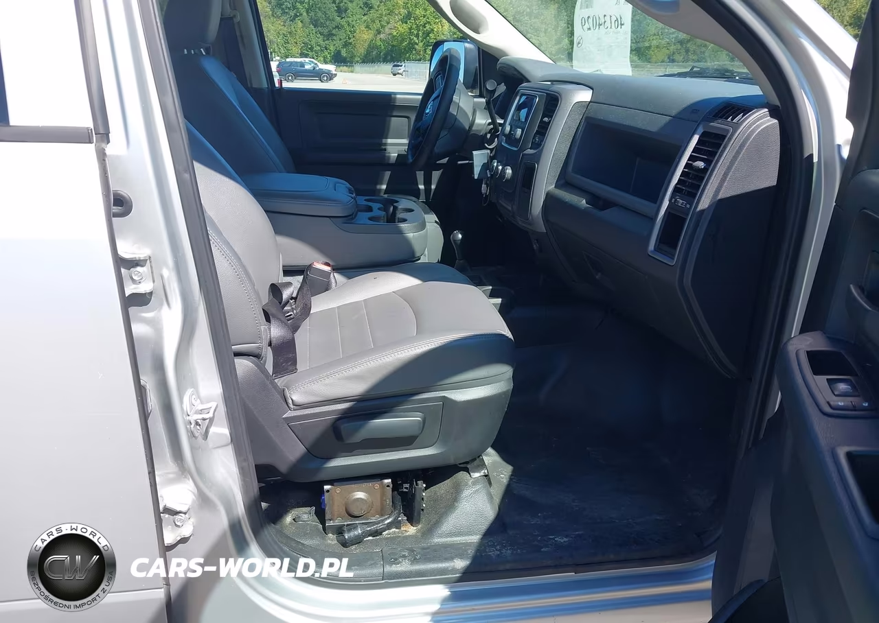 2015 Ram 3500 Tradesman VIN:3C63R3GT0FG708233 - 5
