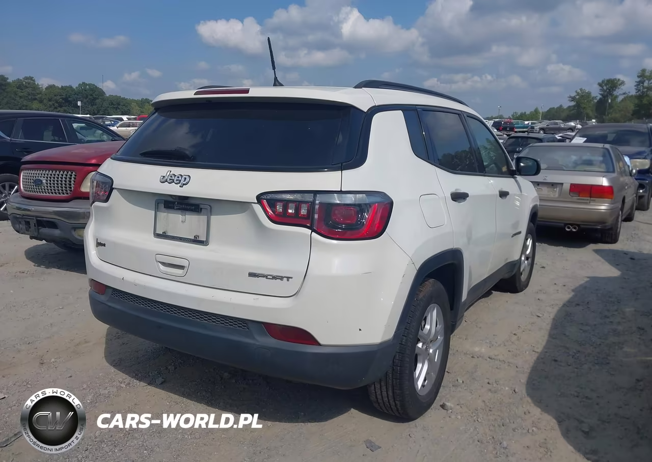 2017 Jeep New Compass Sport Fwd VIN:3C4NJCAB0HT659831 - 4