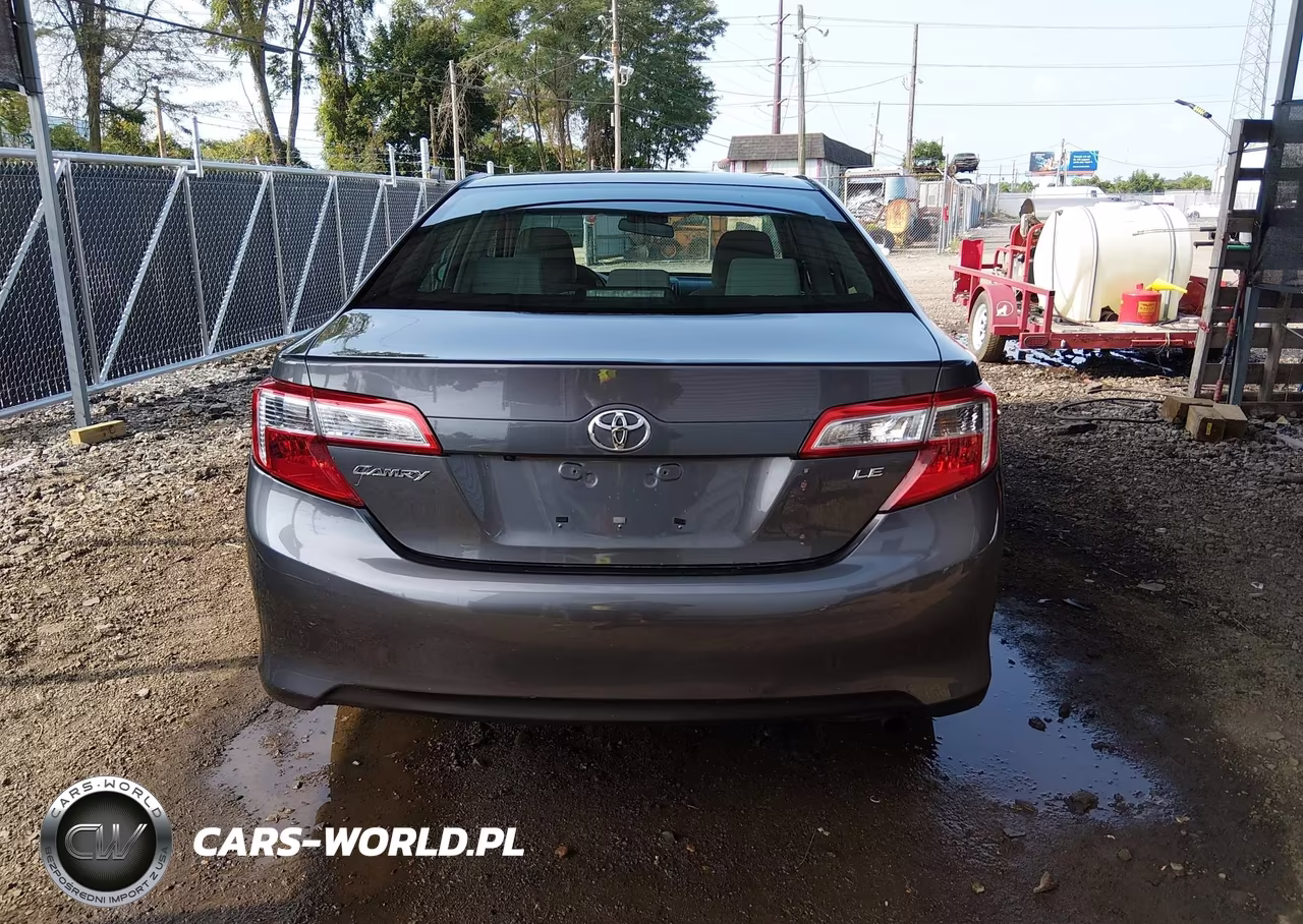 2014 Toyota Camry Le VIN:4T4BF1FK0ER437312 - 16