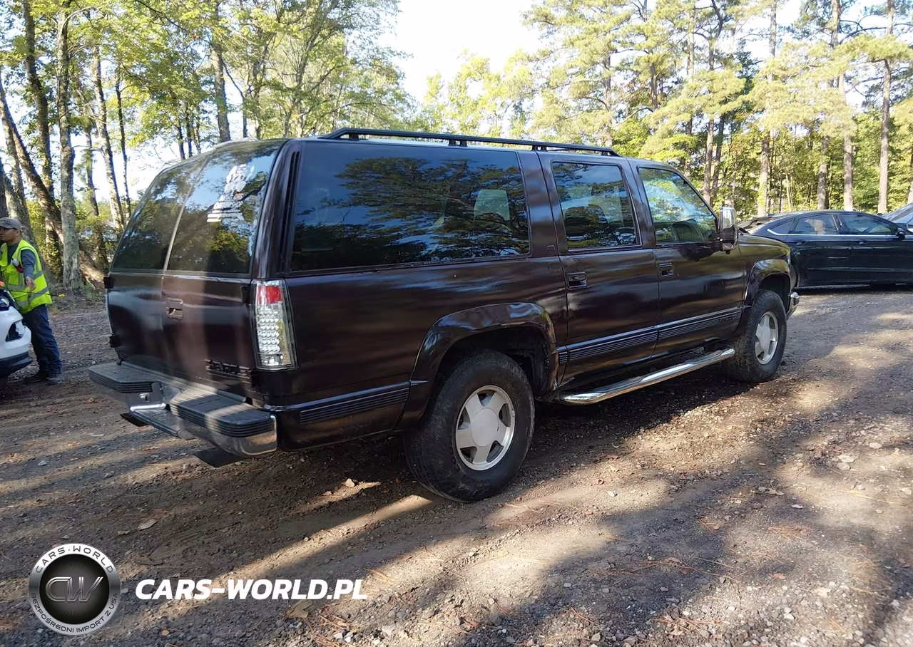 1997 Chevrolet Suburban 1500 VIN:3GNFK16R0VG179425 - 4