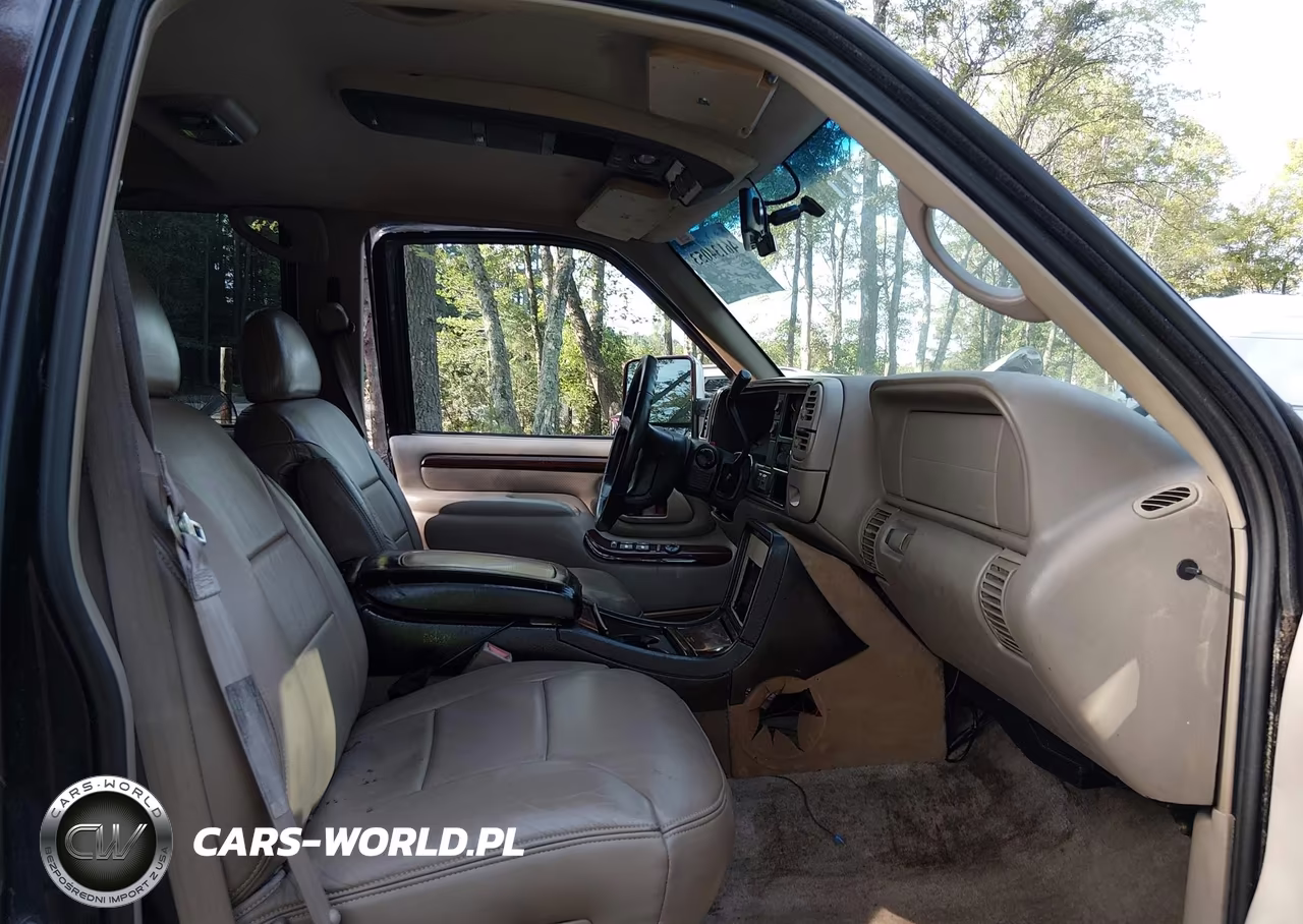 1997 Chevrolet Suburban 1500 VIN:3GNFK16R0VG179425 - 5