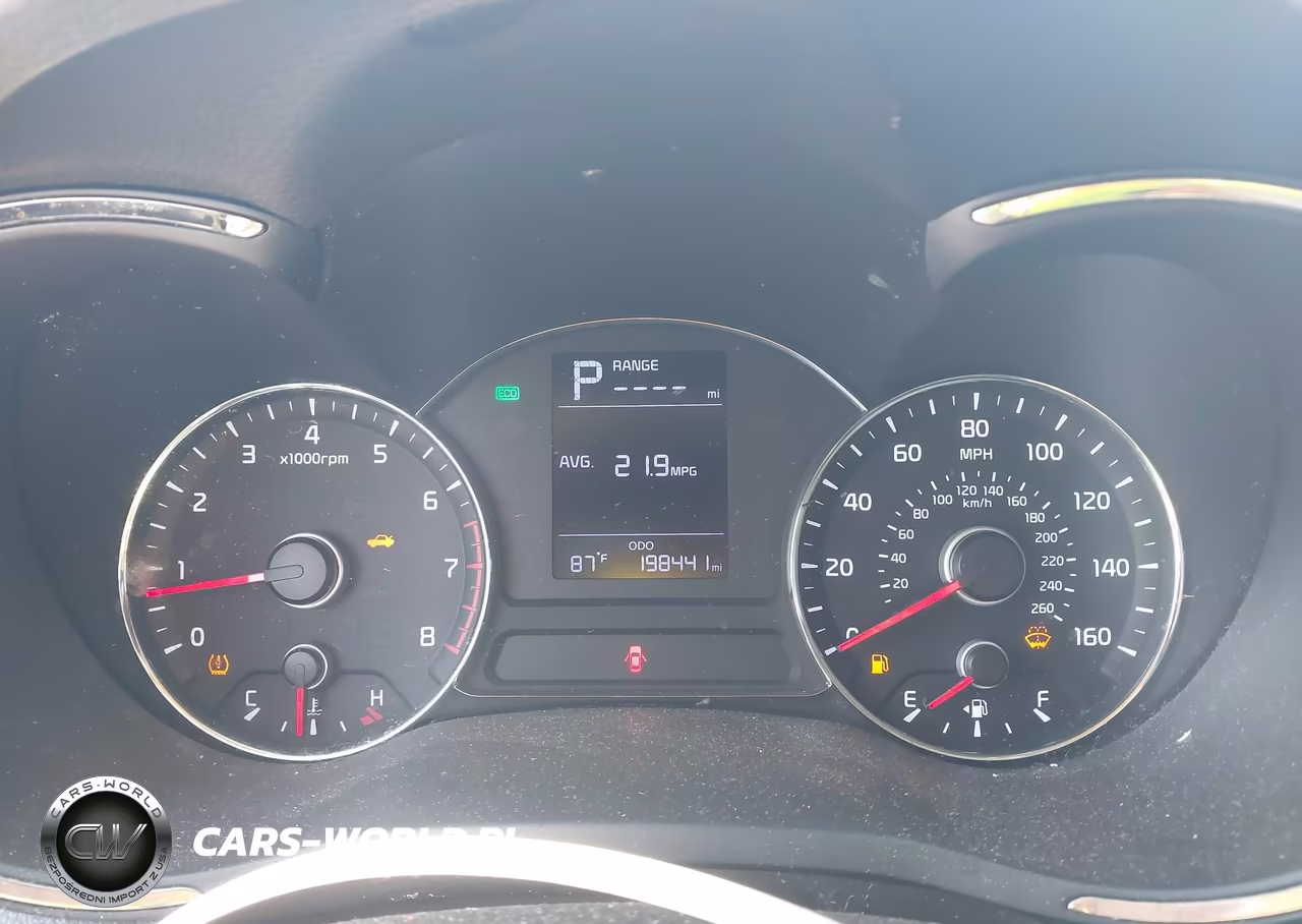 2018 Kia Forte Lx VIN:3KPFK4A74JE239051 - 7
