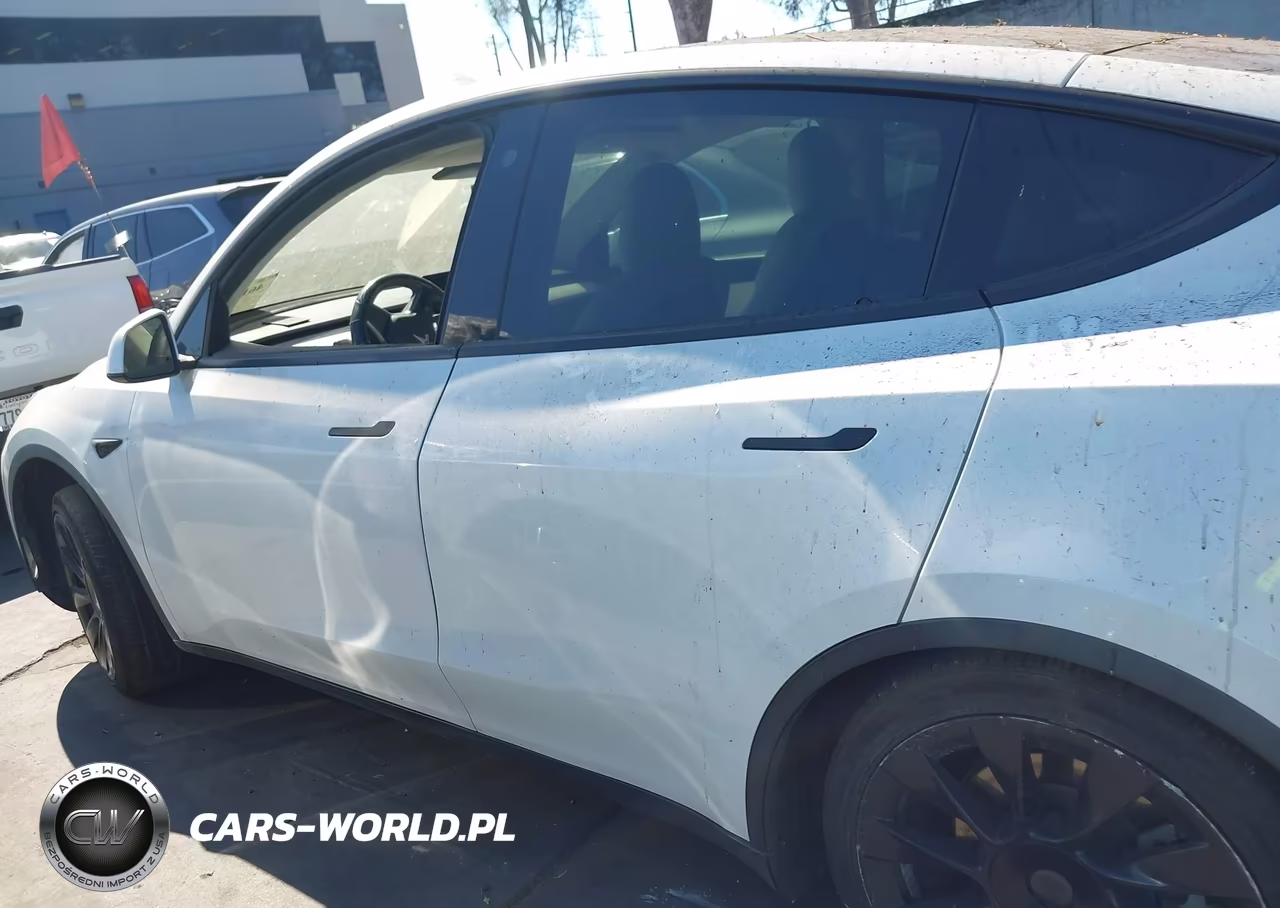 2021 Tesla Model Y Long Range Dual Motor All-Wheel Drive VIN:5YJYGDEE0MF282545 - 14