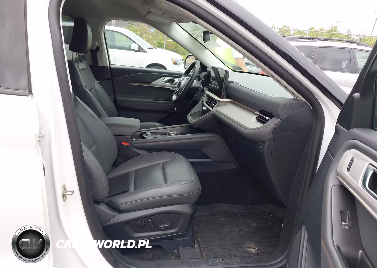 2025 Ford Explorer Active VIN:1FMUK8DH3SGC32804 - 5