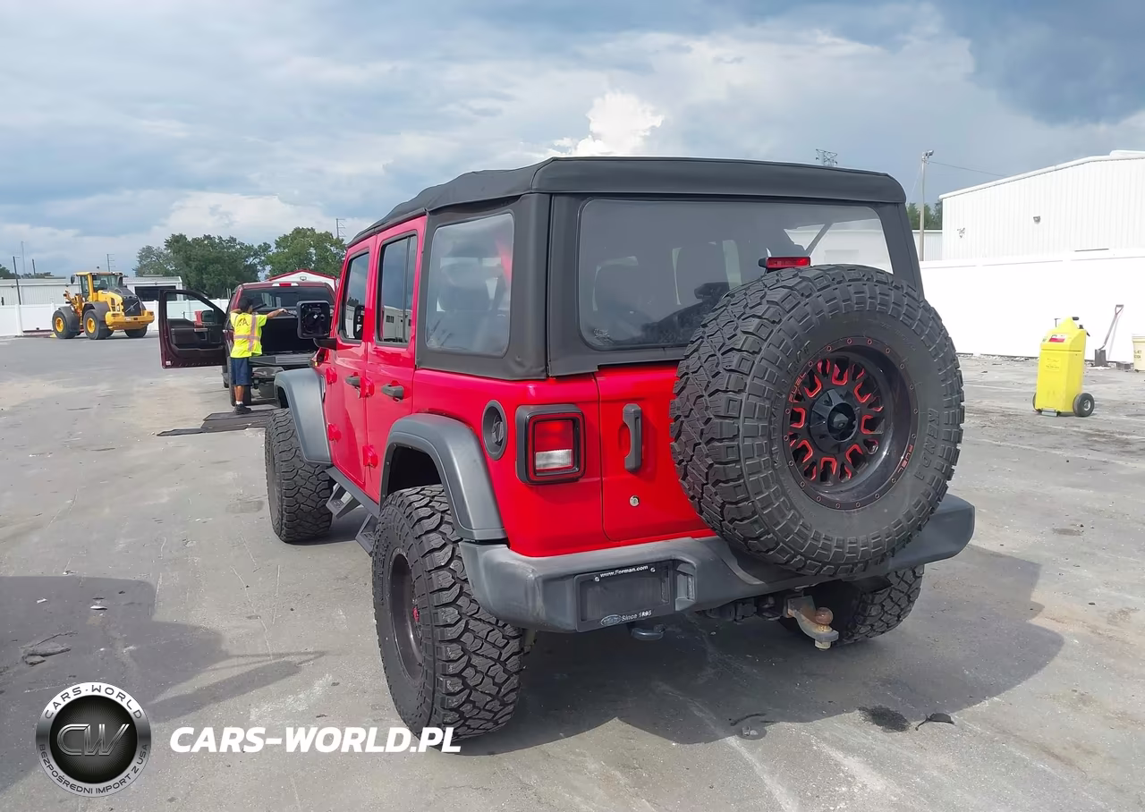 2018 Jeep Wrangler Unlimited Sport 4X4 VIN:1C4HJXDN1JW203735 - 3