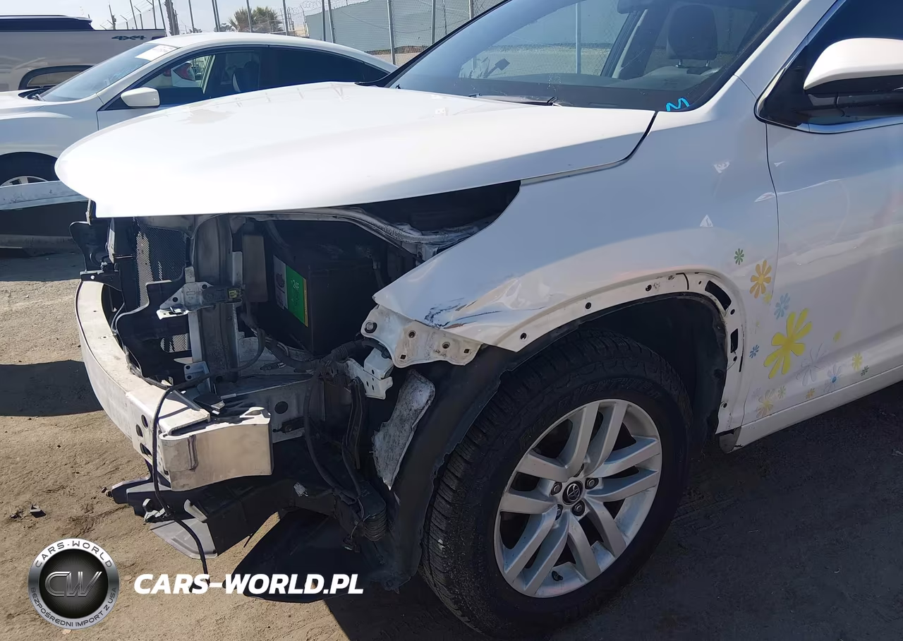 2016 Toyota Highlander Le V6 VIN:5TDZKRFH6GS160281 - 18