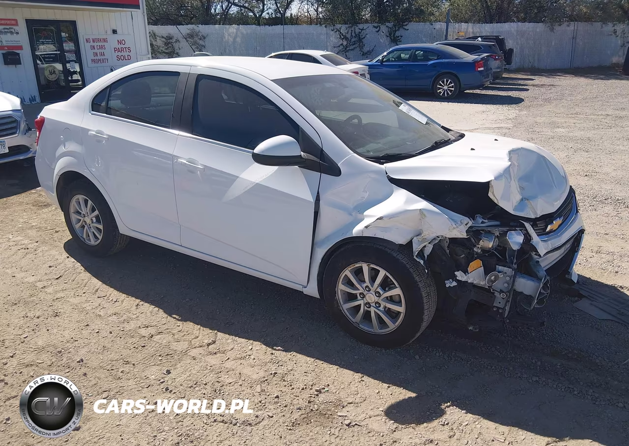 2018 Chevrolet Sonic Lt Auto VIN:1G1JD5SH0J4105620 - 1