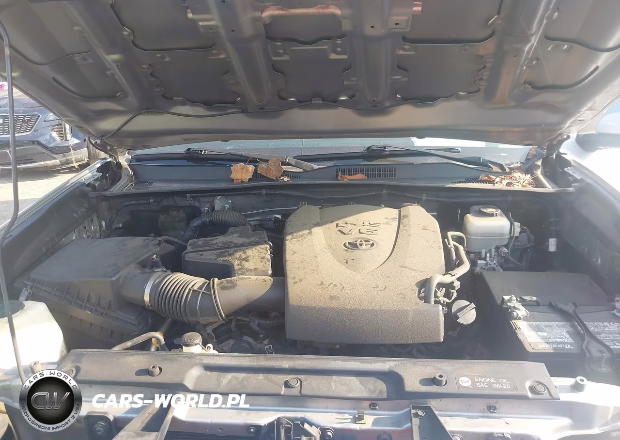 2018 Toyota Tacoma Trd Off Road VIN:5TFCZ5AN5JX122923 - 10