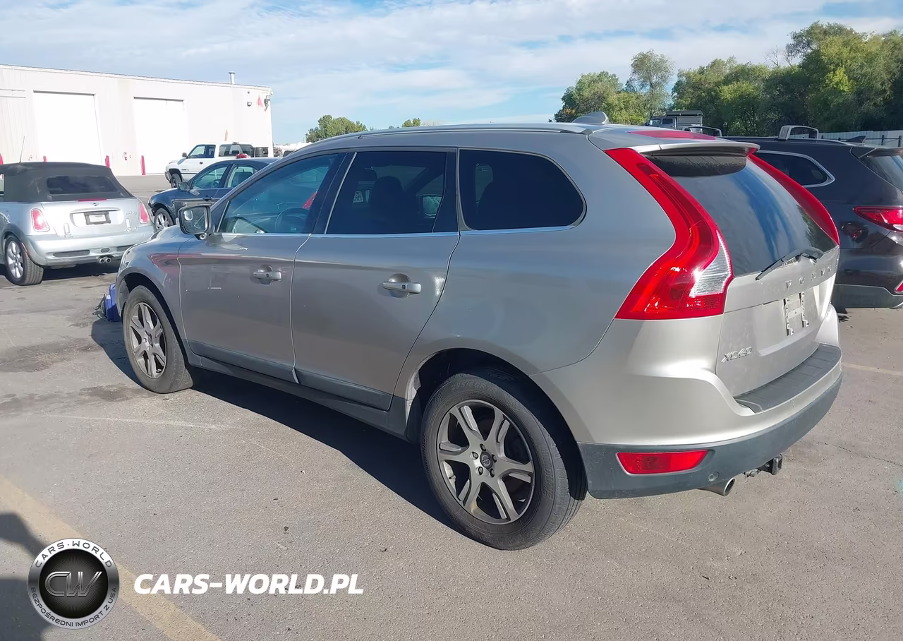 2013 Volvo Xc60 T6 VIN:YV4902DZ4D2441374 - 3