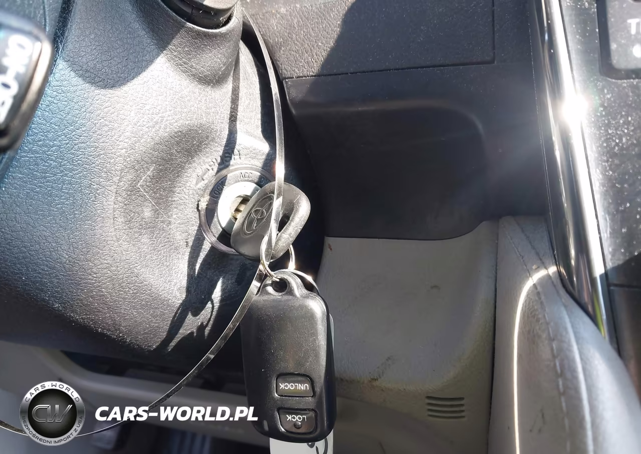 2013 Toyota Camry L VIN:4T1BF1FK2DU673646 - 11