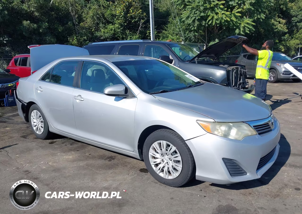 2013 Toyota Camry L VIN:4T1BF1FK2DU673646 - 13
