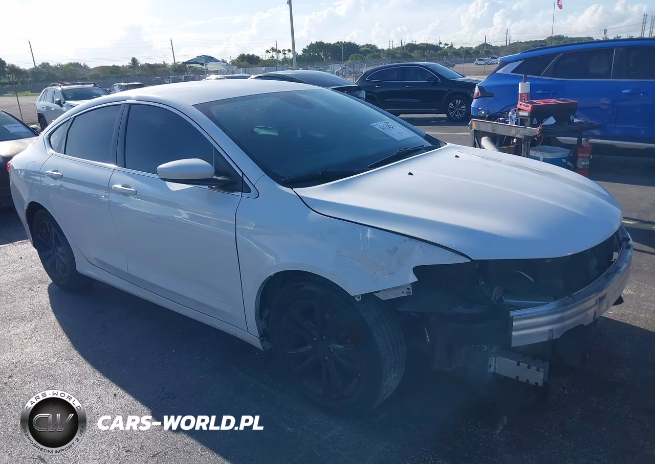 2016 Chrysler 200 Limited VIN:1C3CCCABXGN140936 - 1