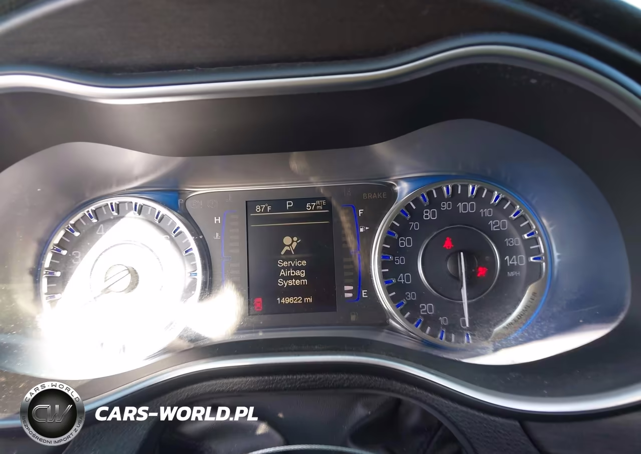 2016 Chrysler 200 Limited VIN:1C3CCCABXGN140936 - 7